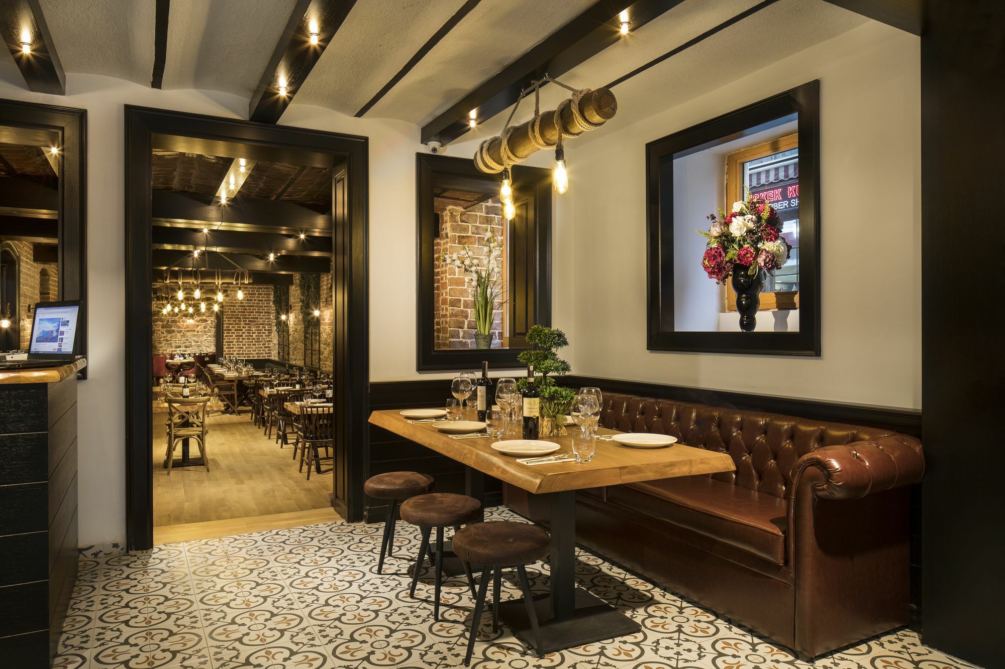 Akka Lush Hotel Taksim Istanbul Exterior photo